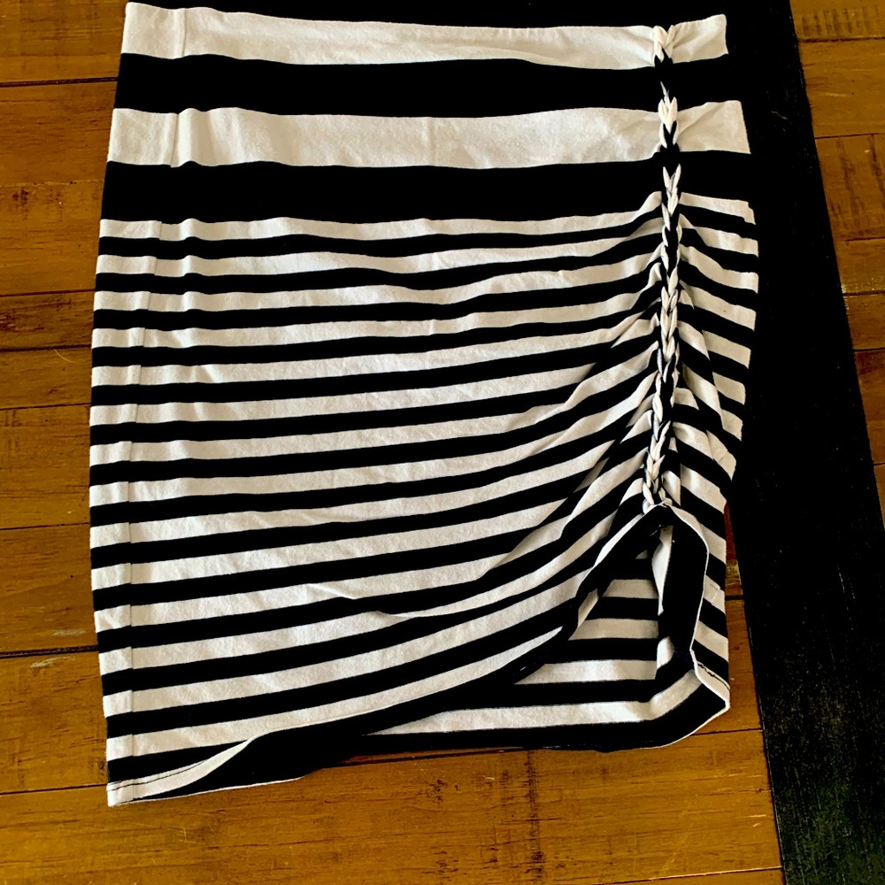 Free People Beige & Black Striped Skirt // Braided Detail on Side // EUC
